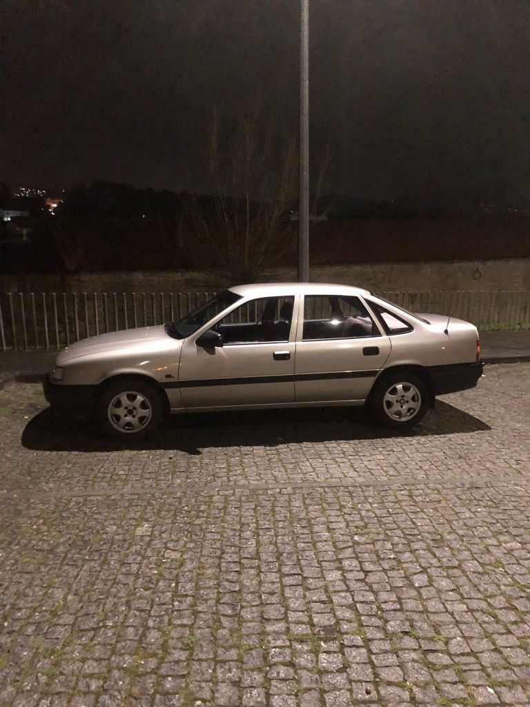 Opel Vectra 1.6cil
