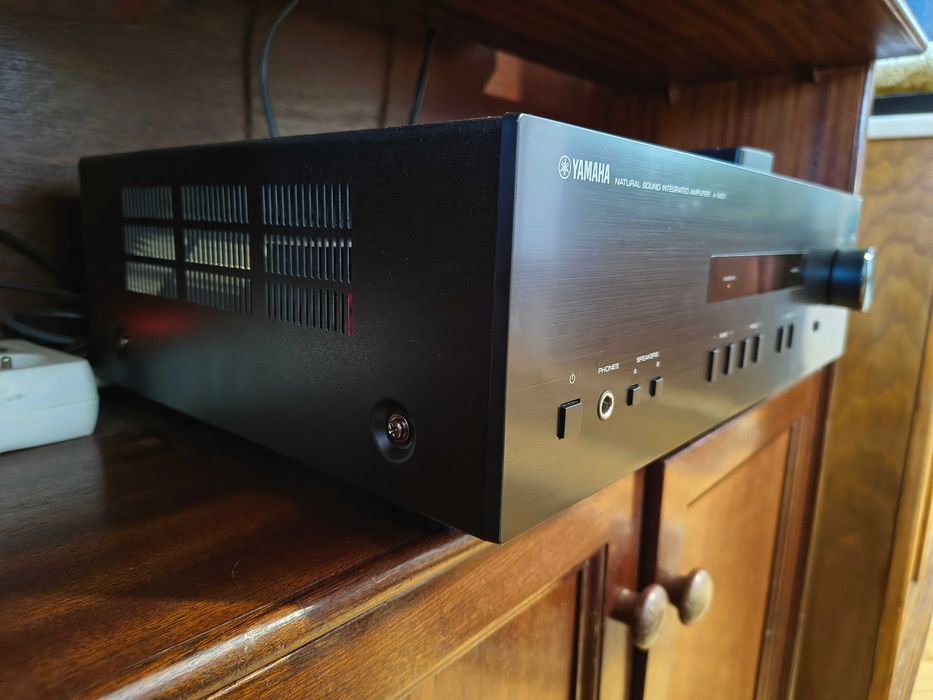 Yamaha A-S201 - Dentro da Garantia