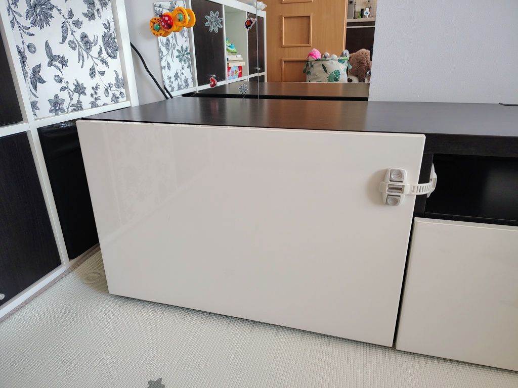 Szafka pod tv i nie tylko Ikea besta
