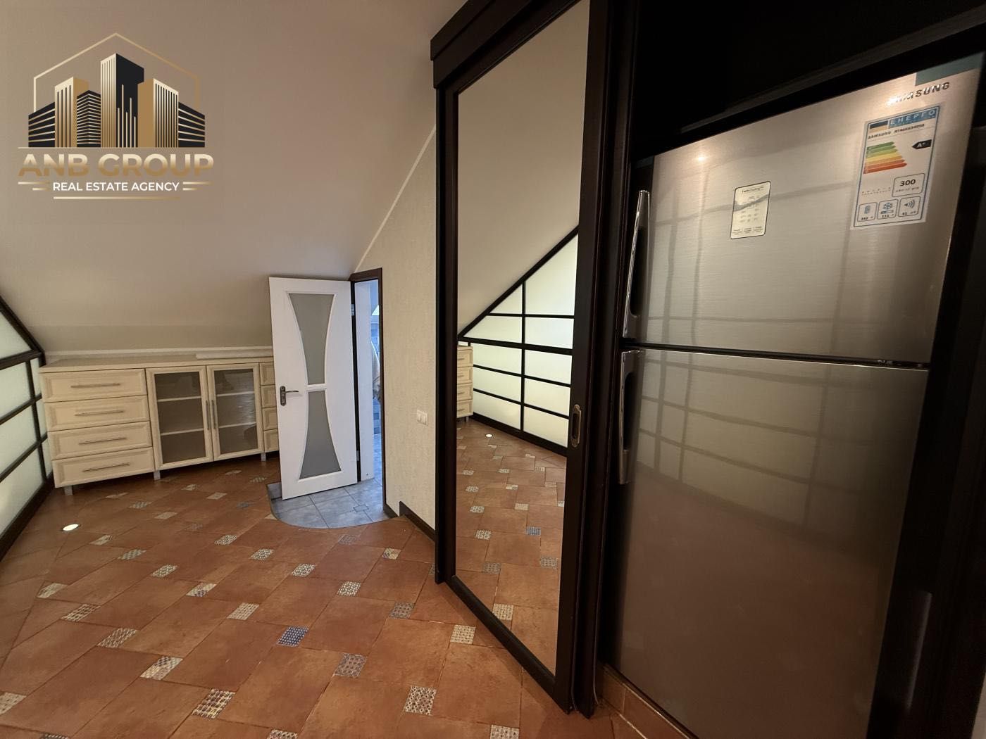Без% Аренда квартиры под офис 160м2, ул.Большая Житомирская, Центр
