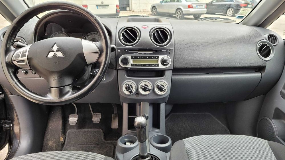 Mitsubishi Colt 1.1 INFORM RCD/AC 2010