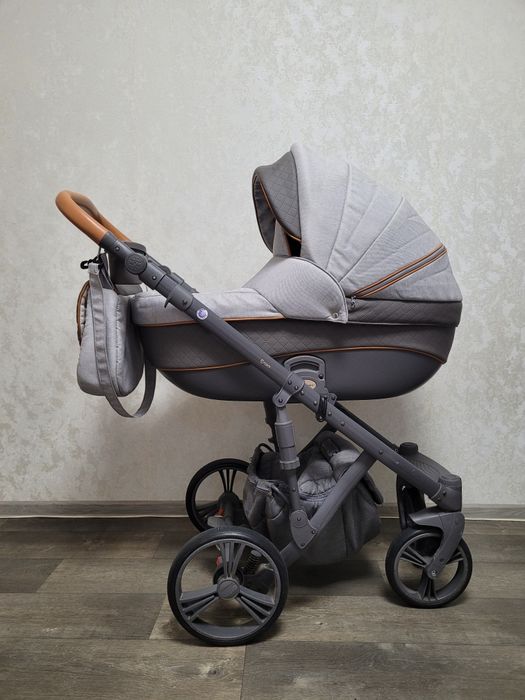 Коляска б/у Adamex encore x4, 3 в 1