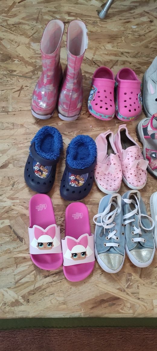Buty dziecięce 11 par klapki adidasy kozaki gumiaczki rozmiar 28-29-30