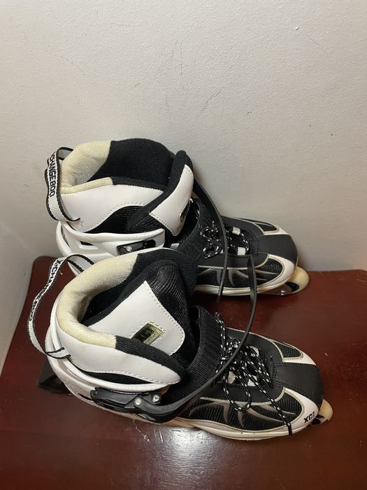 Patins preto e branco