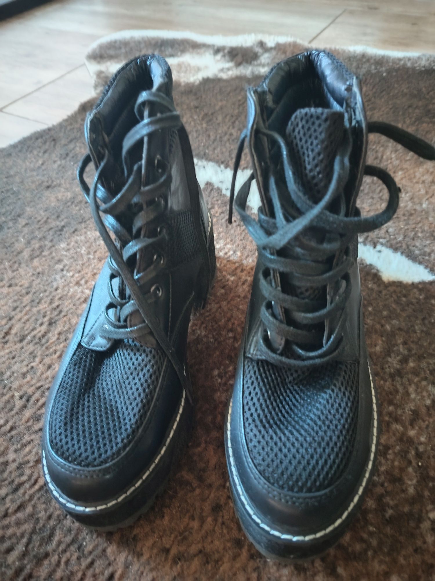 buty trapery gruba podeszwa