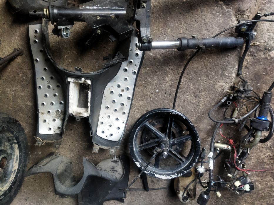 Części skuter Keeway ARN50 -  silnik