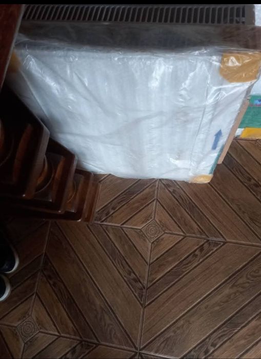 Продам батарей 2шт 60×60