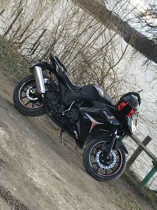 Продам мотоцикл Viper F2 200