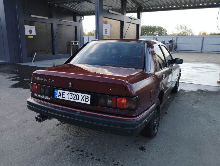 Продам Ford Sierra в хорошем состоянии