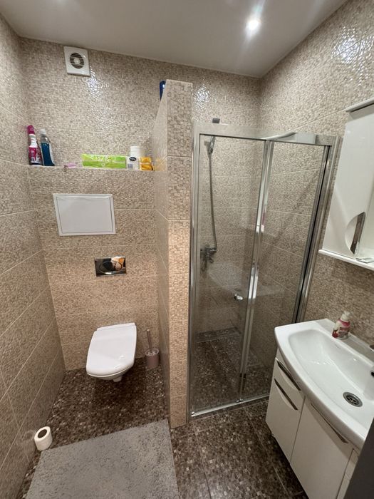 Просторий 3-кімнатний Котедж з ремонтом в районі Ранкове!