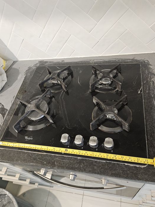 Placa e forno Whirlpool combinado