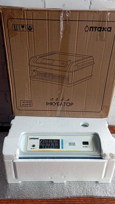 Інкубатор повний автомат "Птаха 60 OR"
