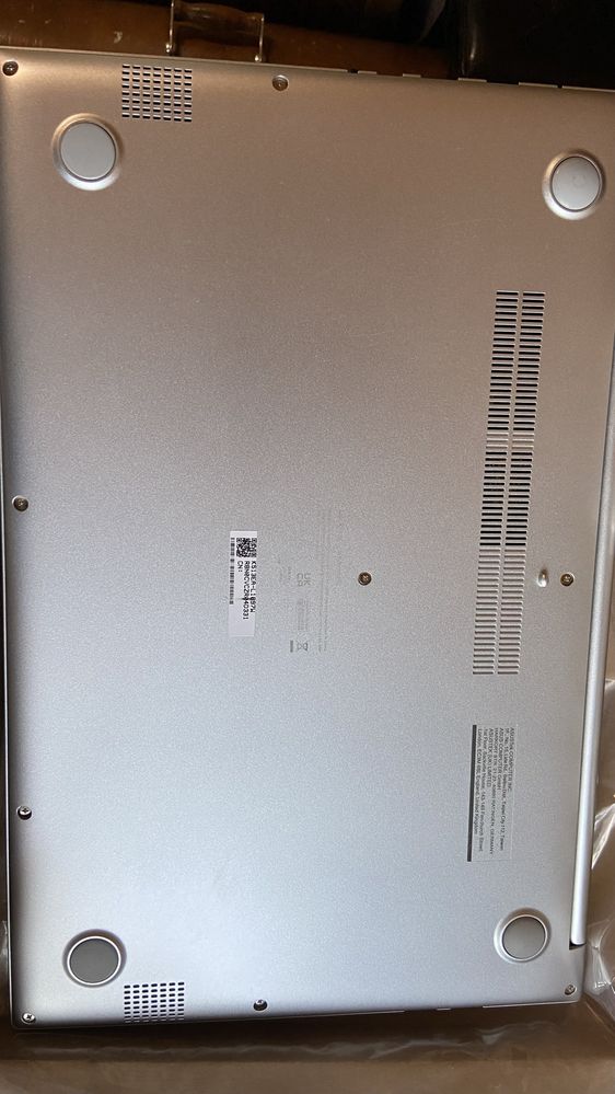 Продаю новий ноутбукASUS VivoBook 15 OLED K513EA