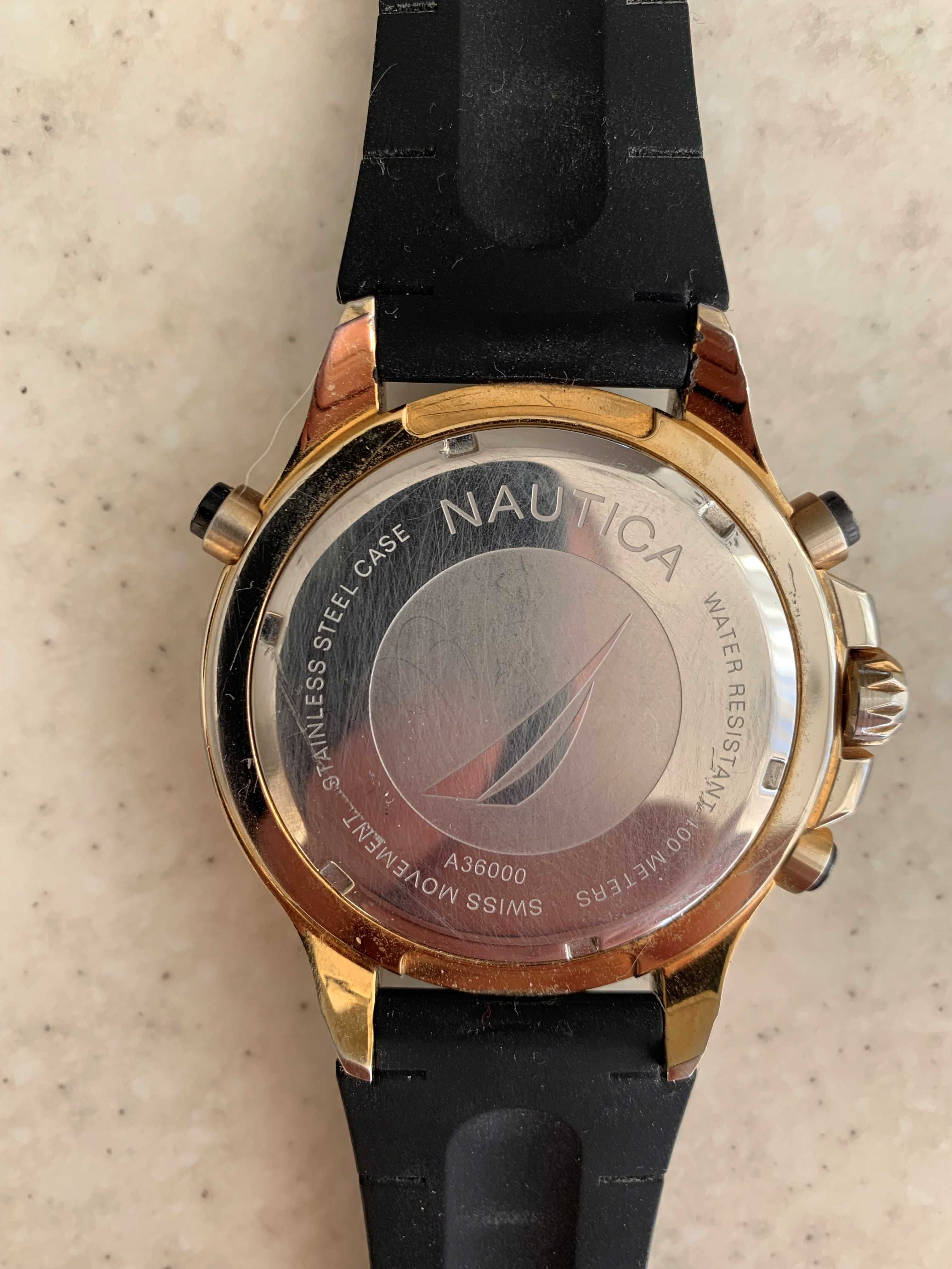Часы хронограф Nautica A36000G