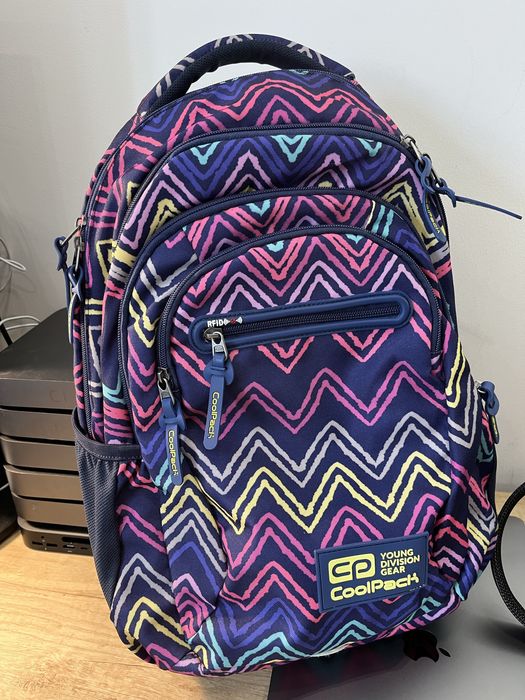 Продам новий класний рюкзак CoolPak, анатомічний, вентильований