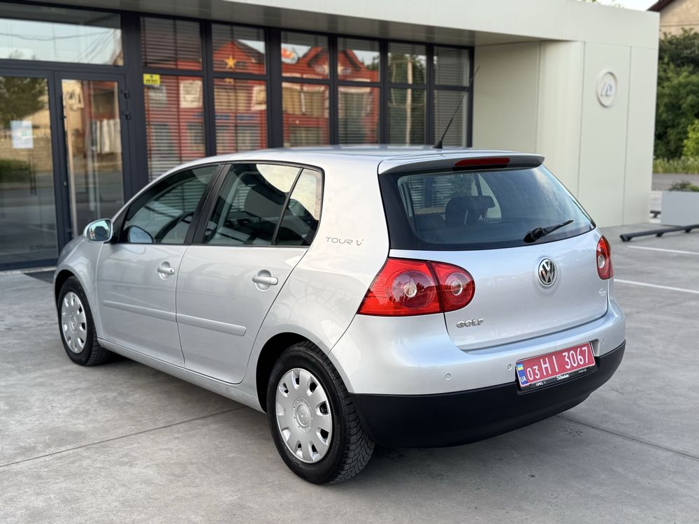 Свіжопригнаний Golf 5 TOUR 1.4mpi 2007рік