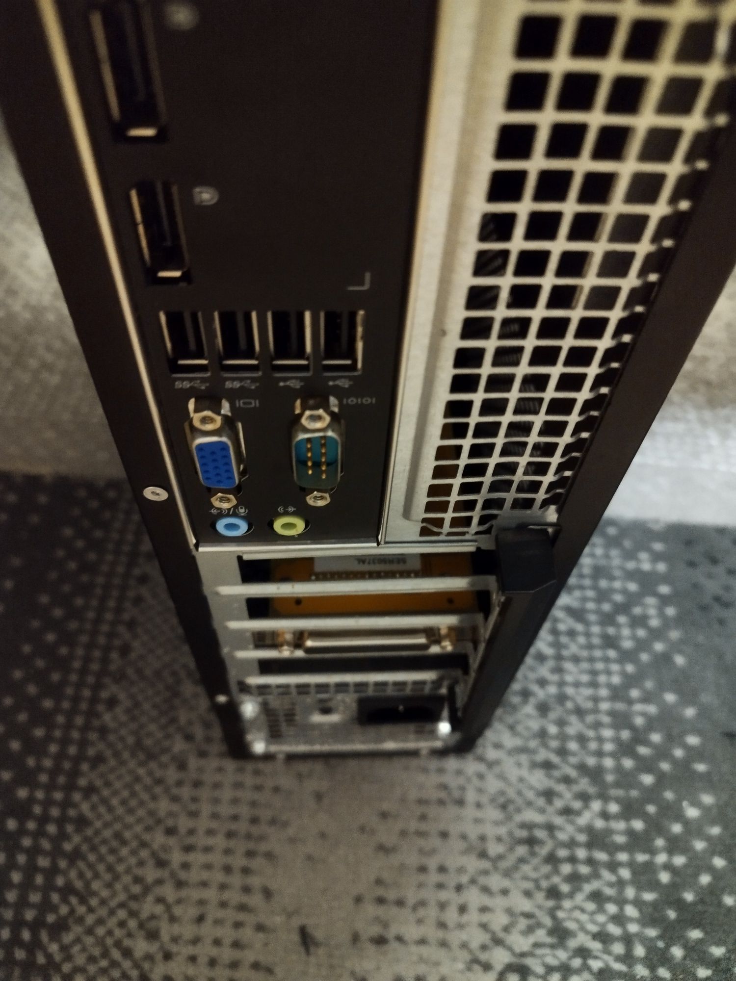 Komputer Intel I5-2400 8GB DDR3 Napęd Karta Graficzna