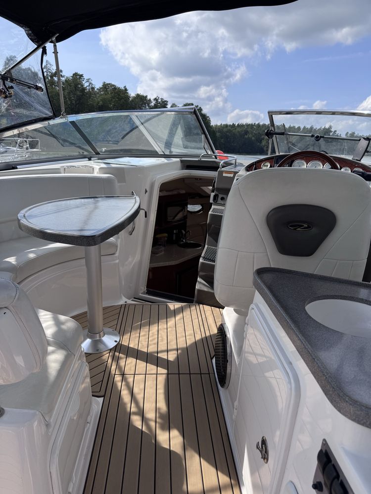 Jacht motorowy Regal 3060