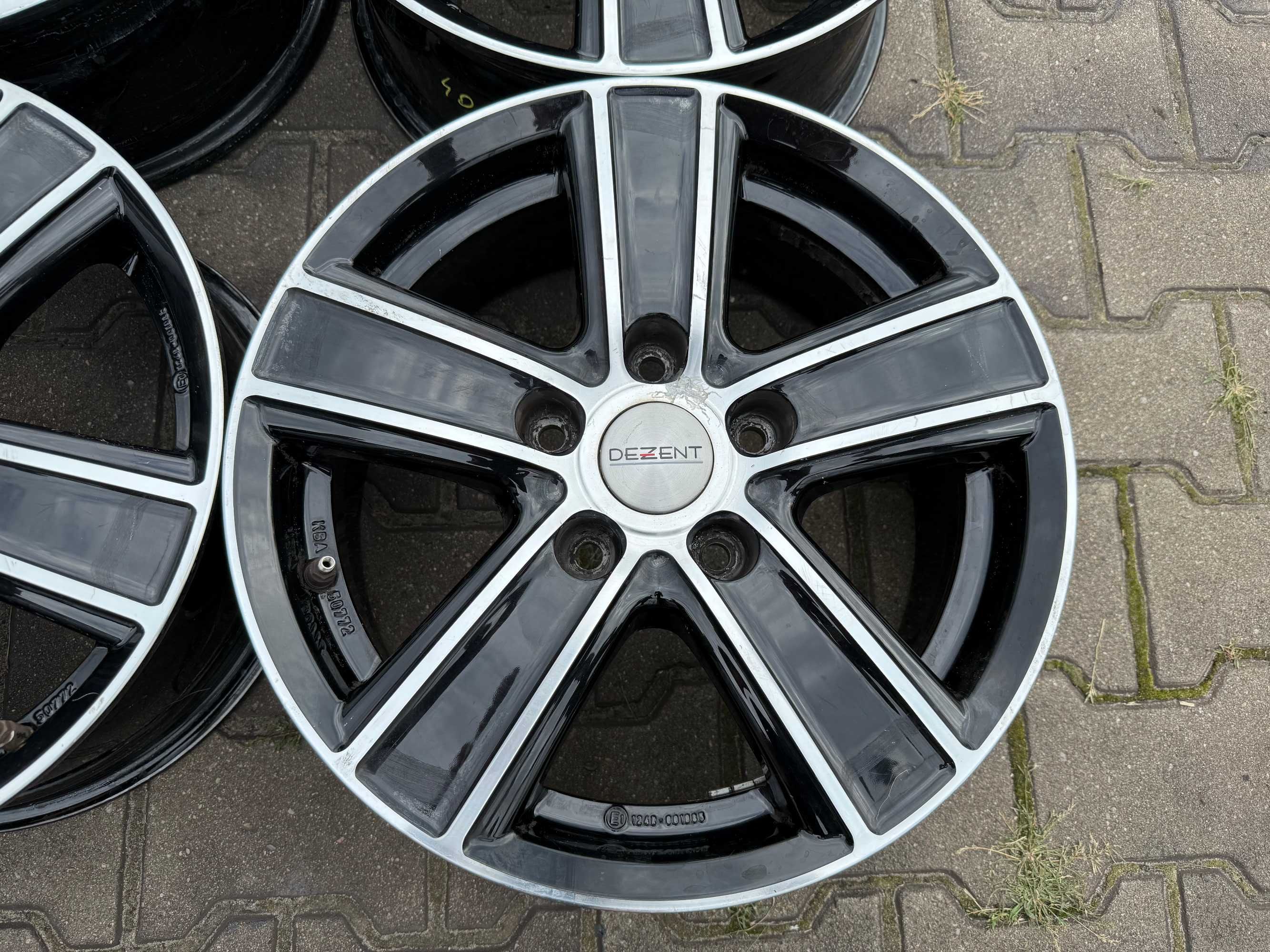Felgi VW Transporter Multivan T5 T6  6,5jx16  5x120x65,1  ET51