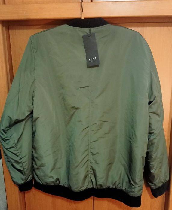 Вітровка  бомбер