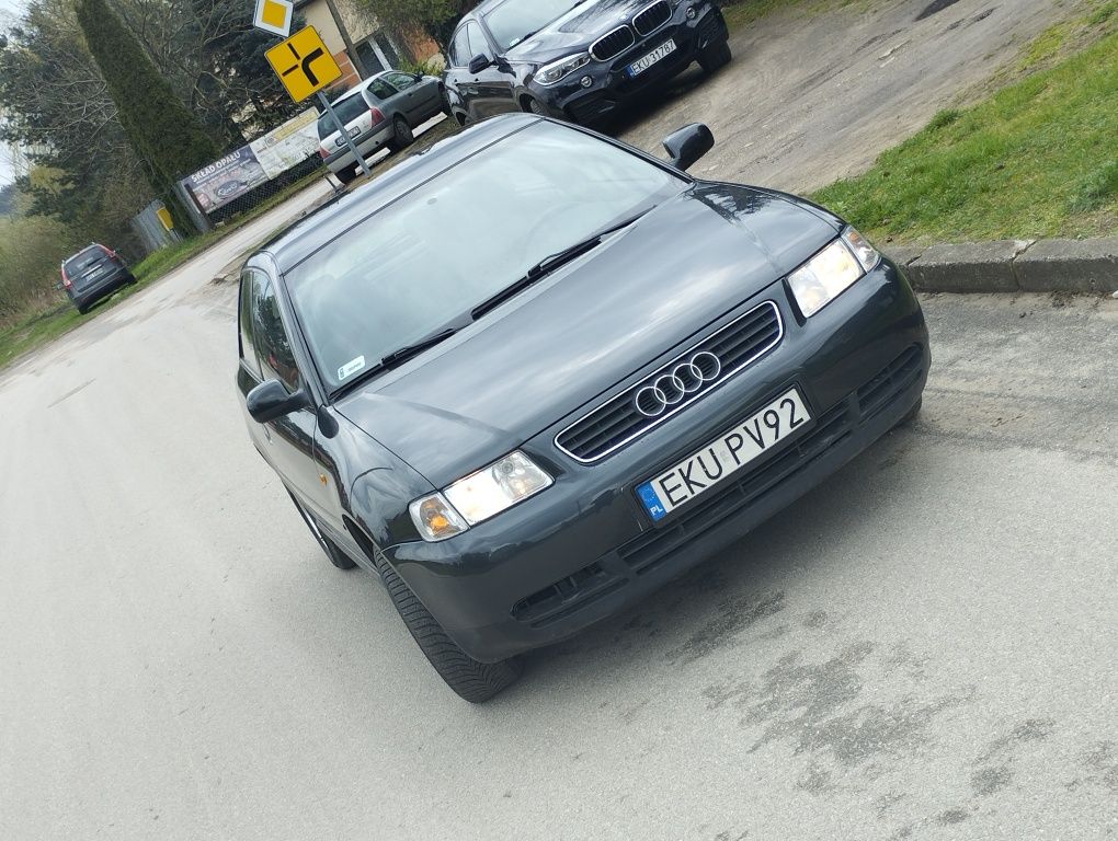 Audi A3 1.6 sr 99r