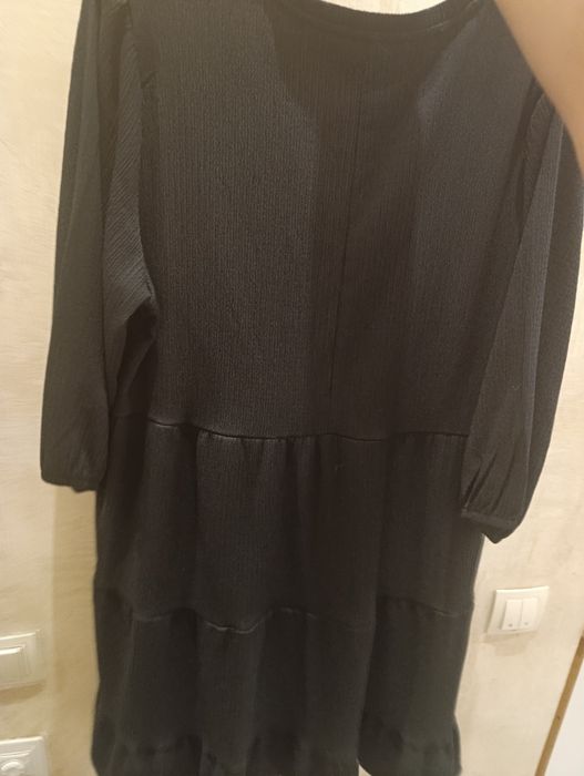 Продам вещи( пальто,брюки,платье,кофта