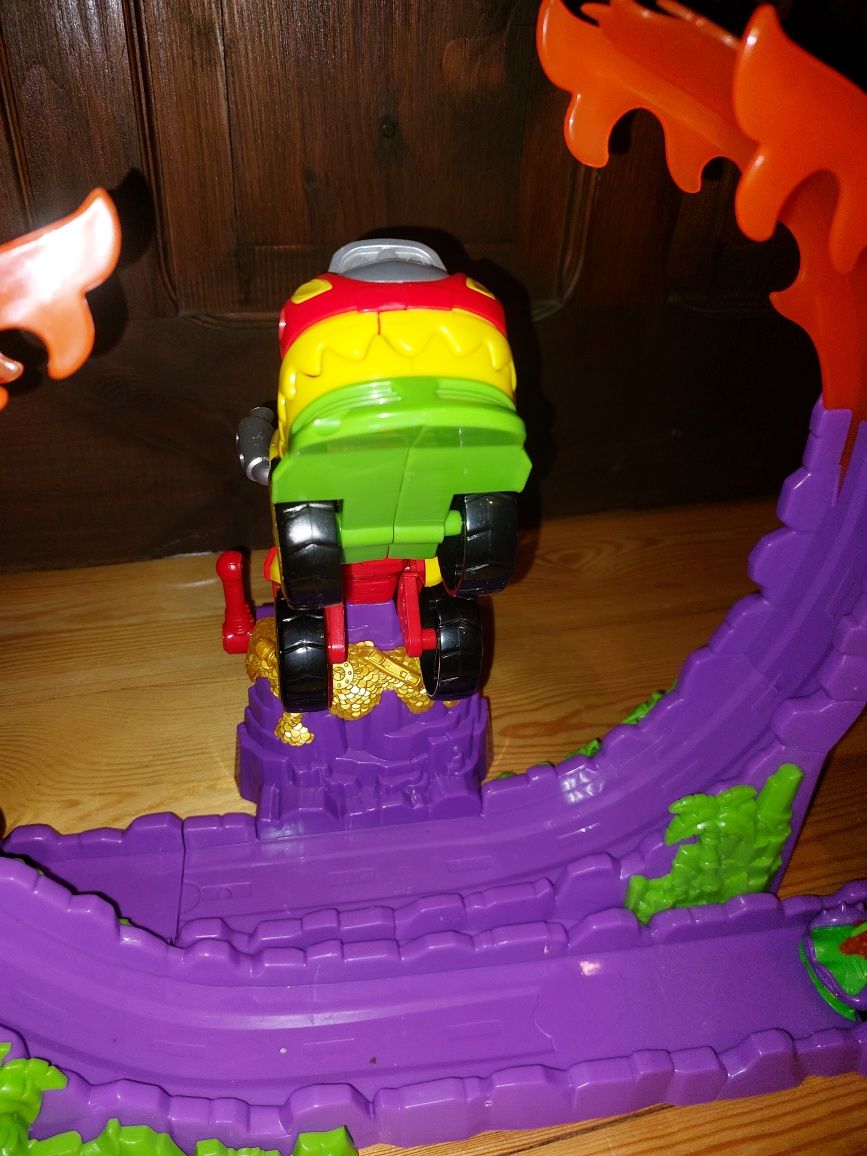 T-Racers Dragon Loop Zestaw z wyrzutnią Magic Box