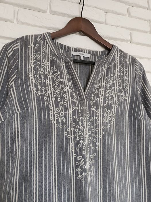 Сукня С з вишивкою