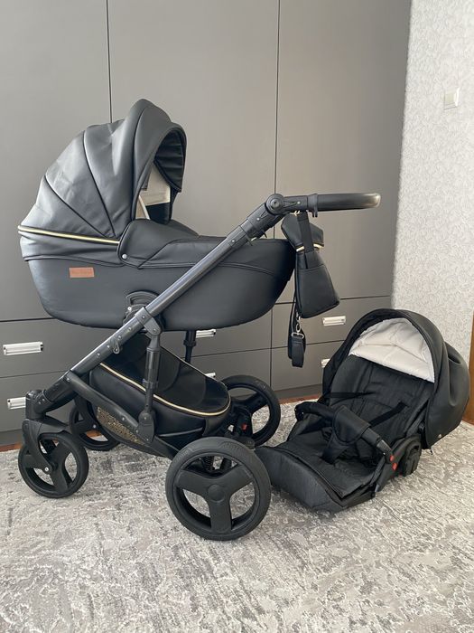 Дитячий візок 2в1 Comodo