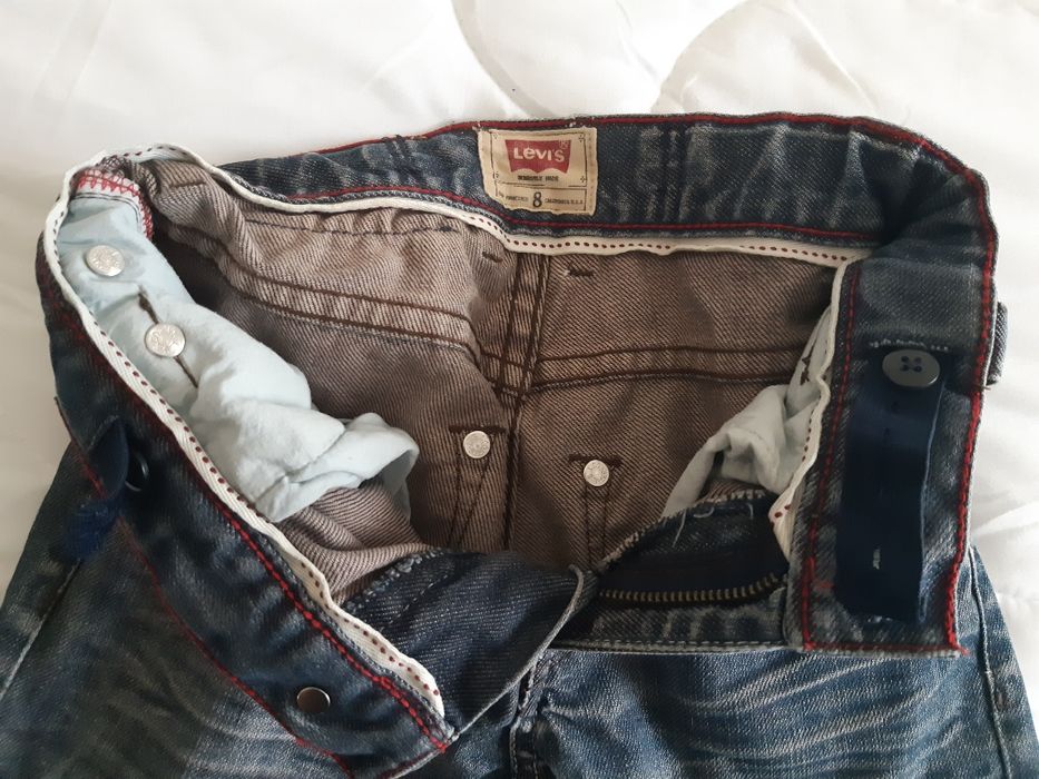 Calção da Levi's 8 anos.