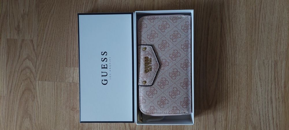 Orginalny portfel guess damski rozowy