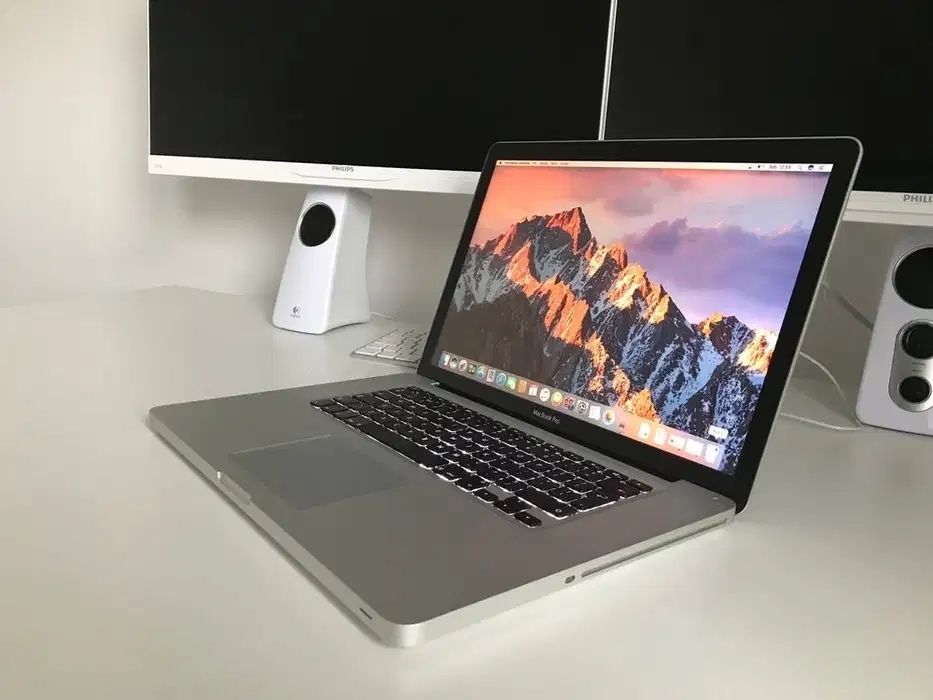 / POTĘŻNY / Apple Macbook Pro 15 i7 8GB SSD 512GB laptop