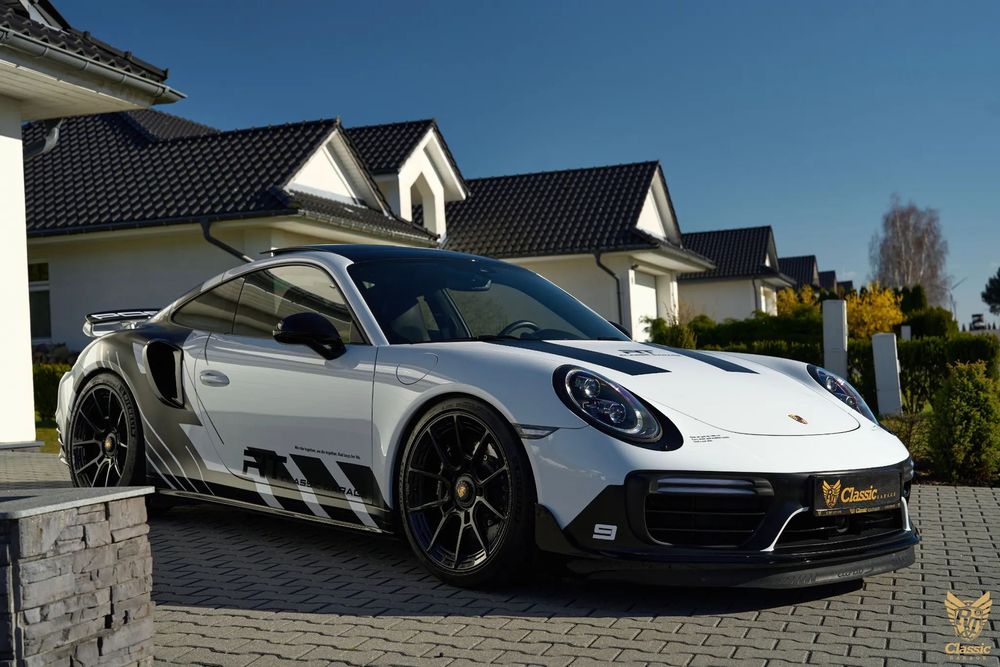 Porsche 911 Turbo S Salon Polska