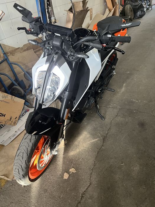 Ktm duke 125 cc 2023/12