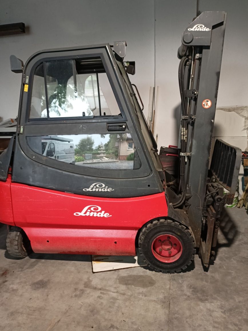 Linde e30 triplex wózek widłowy