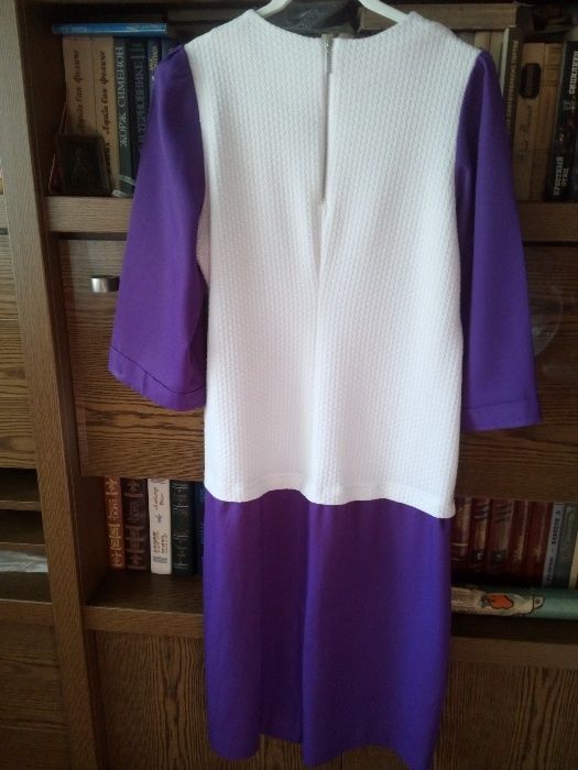 Платье фиолетово-белое р.52-54