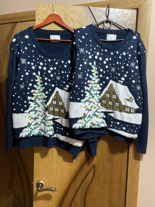 Новорічні святкові светри парні