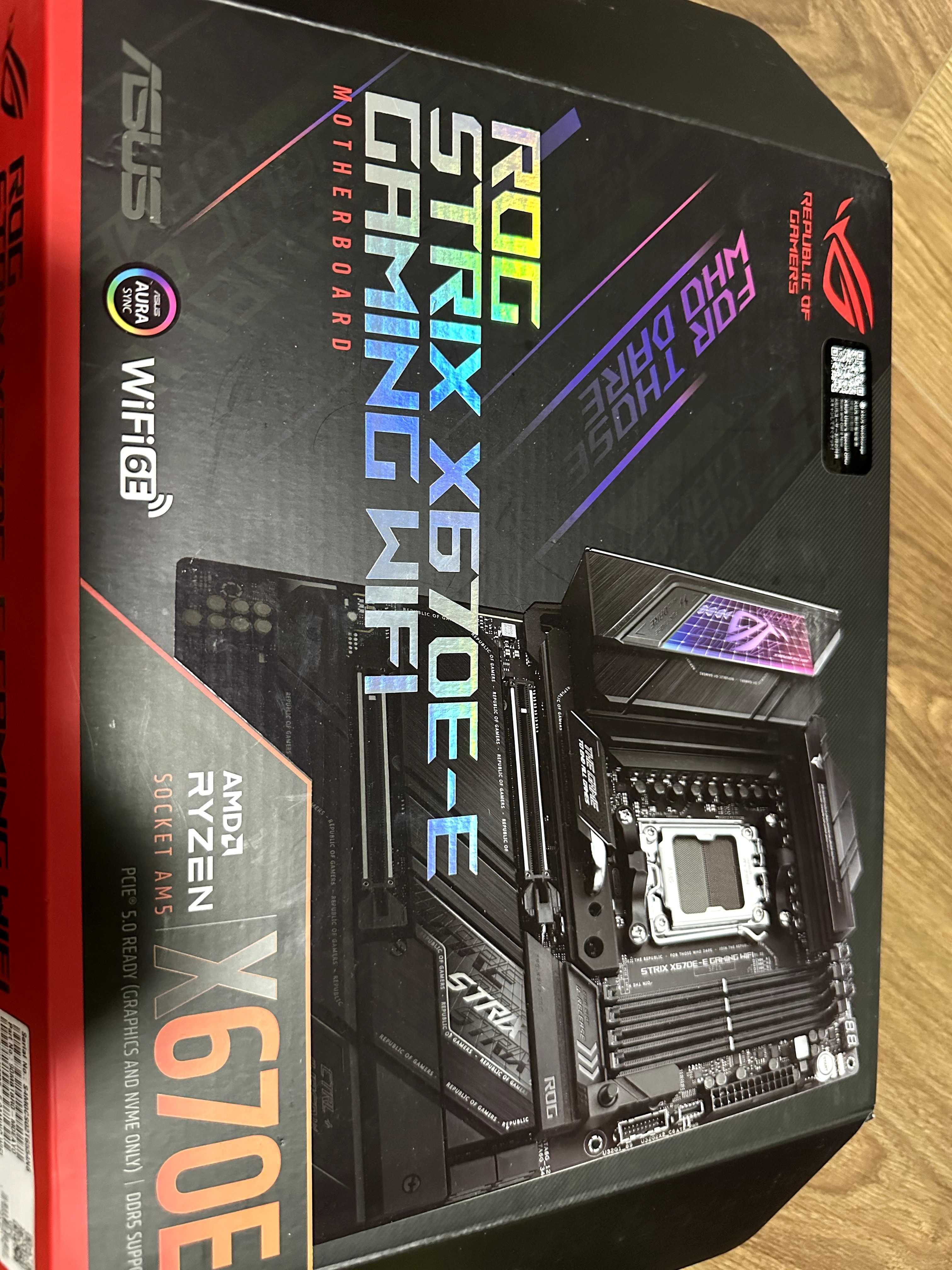 Материнська плата MSI MPG X670E CARBON WIFI DDR5 гарантия 36 месяцев