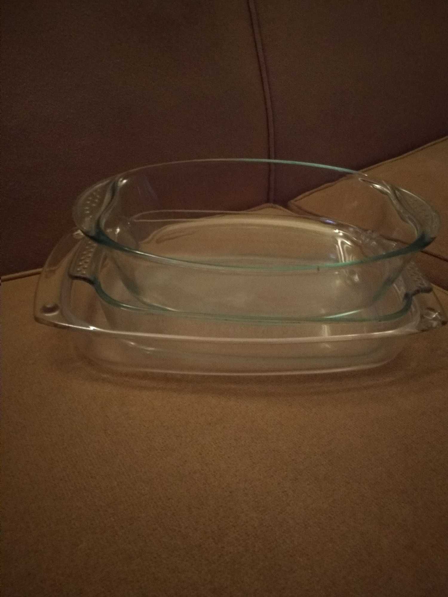 travessas de vidro em Pyrex em boas condiçoes