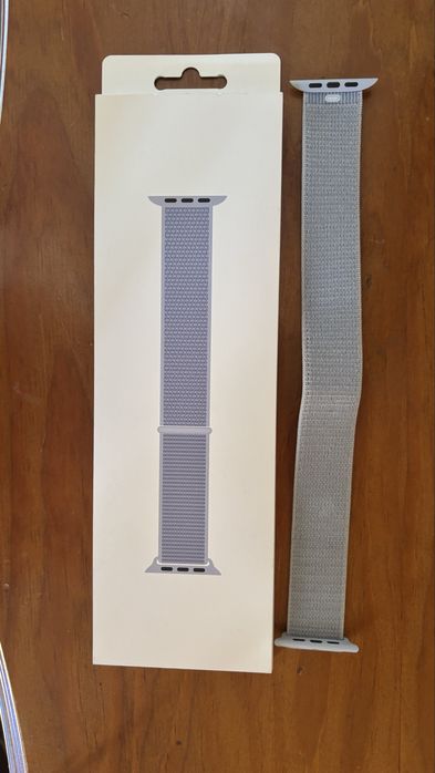 APPLE - Bracelete Loop Desportiva Cinzento Claro 45mm