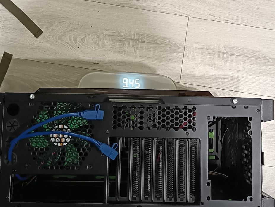 Корпус для пк з активним охолодженням