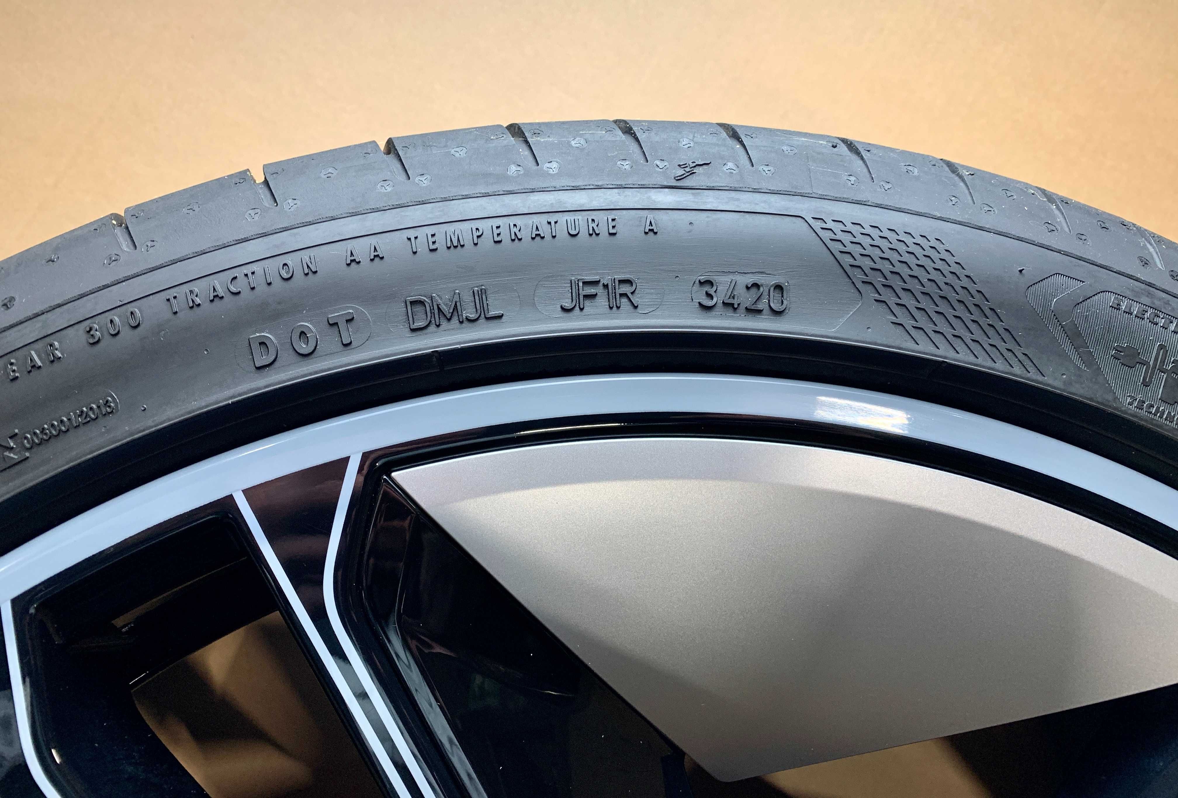 Audi E-Tron GT RS Felgi GoodYear F1 265 35 R21/305 30 R21