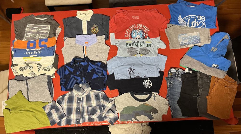 Lote (A) Conjunto peças Roupa Criança 4-5 anos