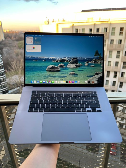 Ładny! MacBook Pro 16 i7-9750H 16GB 512GB GPU 4GB Space Gray Rok Gwar