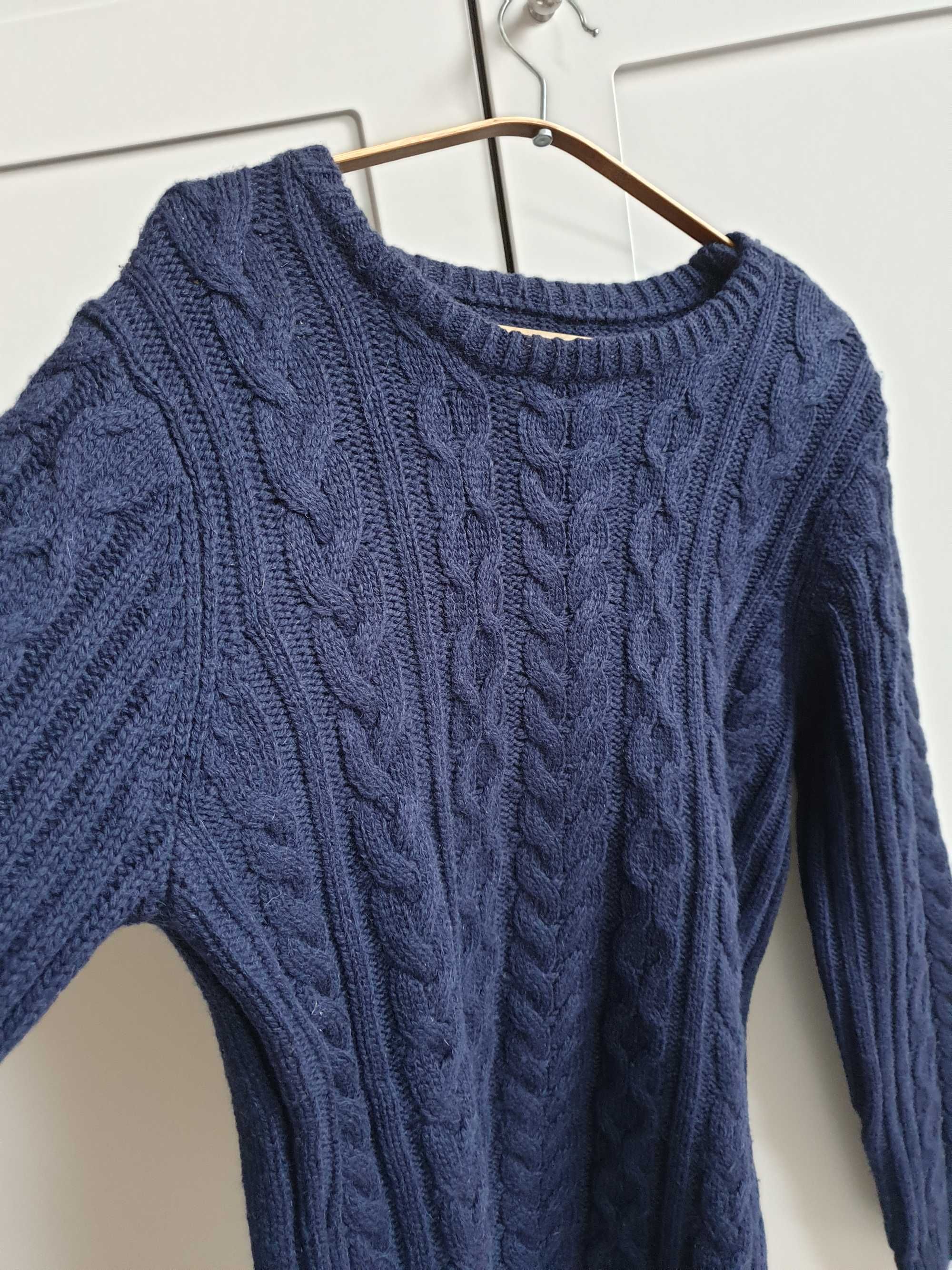 Granatowy sweter wełniany z warkoczem S 38 Selected Homme
