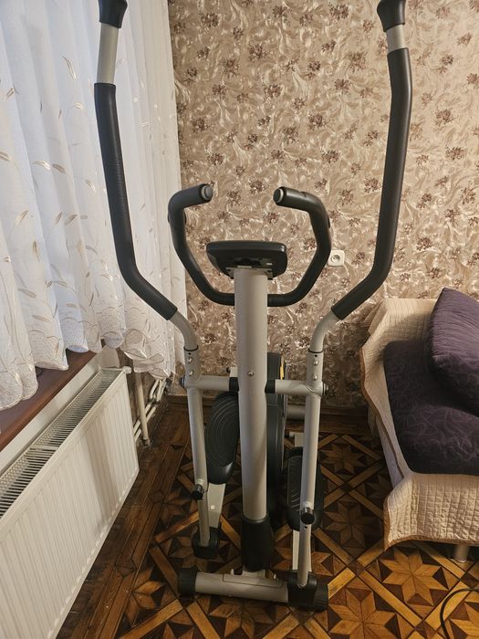 Продам тренажер орбитрек