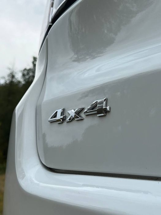 Jeep Compass 2024
II покоління (2nd FL)/MP  •  2.0T 9АТ (203 к.с.)  •