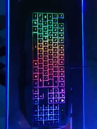 Rato Razer e Teclado RGB Gaming