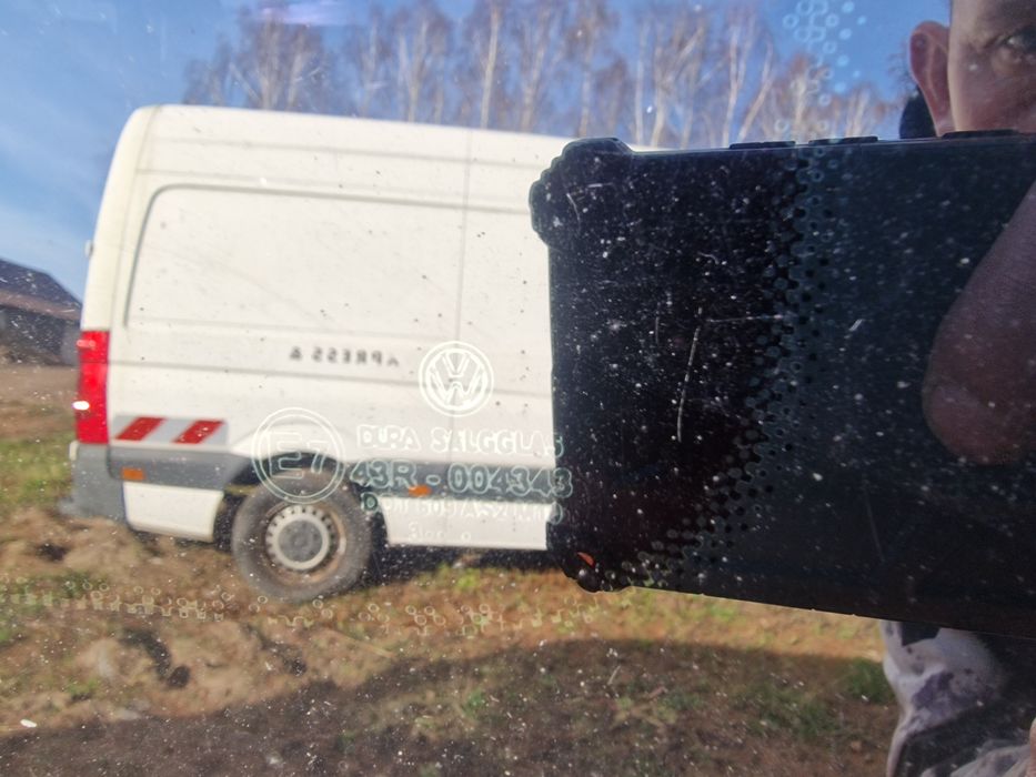 Szyba boczna lewa t5 otwierana caravela