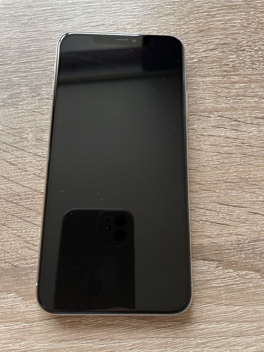 IPhone 11 Pro Max silver 256 gb Newerlock